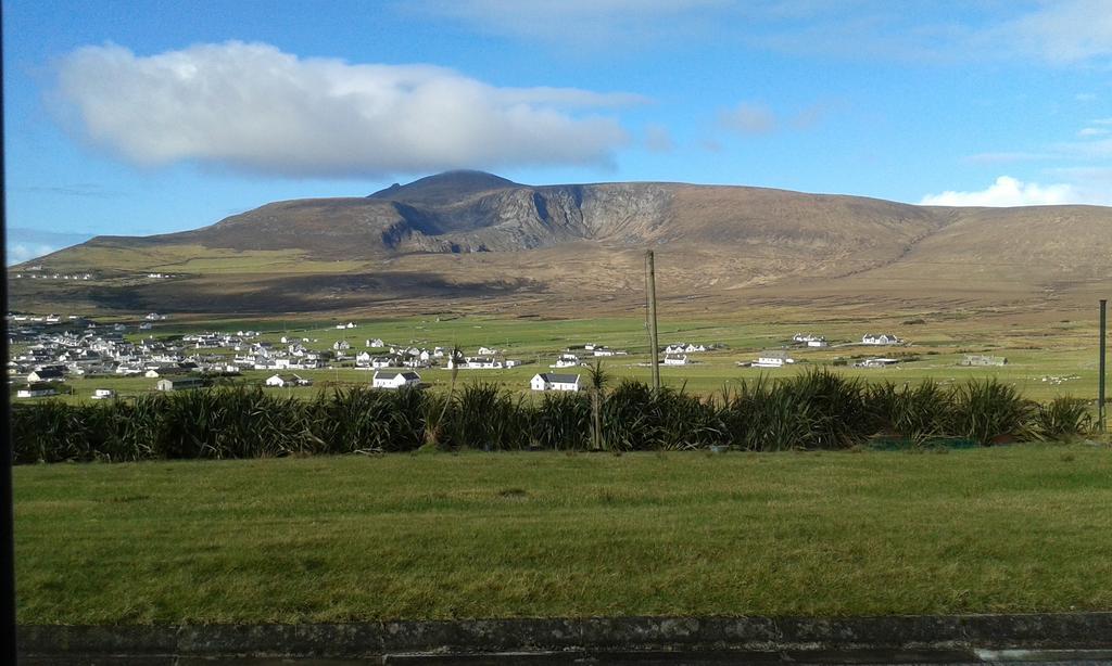 Achill West Coast House Bed and Breakfast Dooagh Eksteriør billede