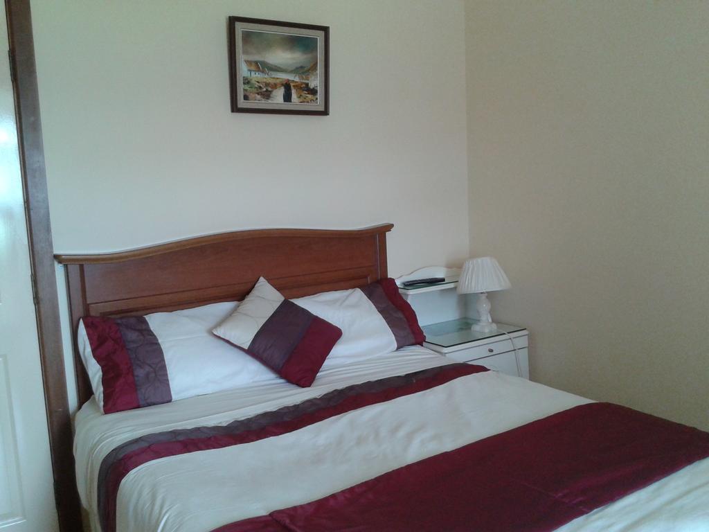 Achill West Coast House Bed and Breakfast Dooagh Eksteriør billede
